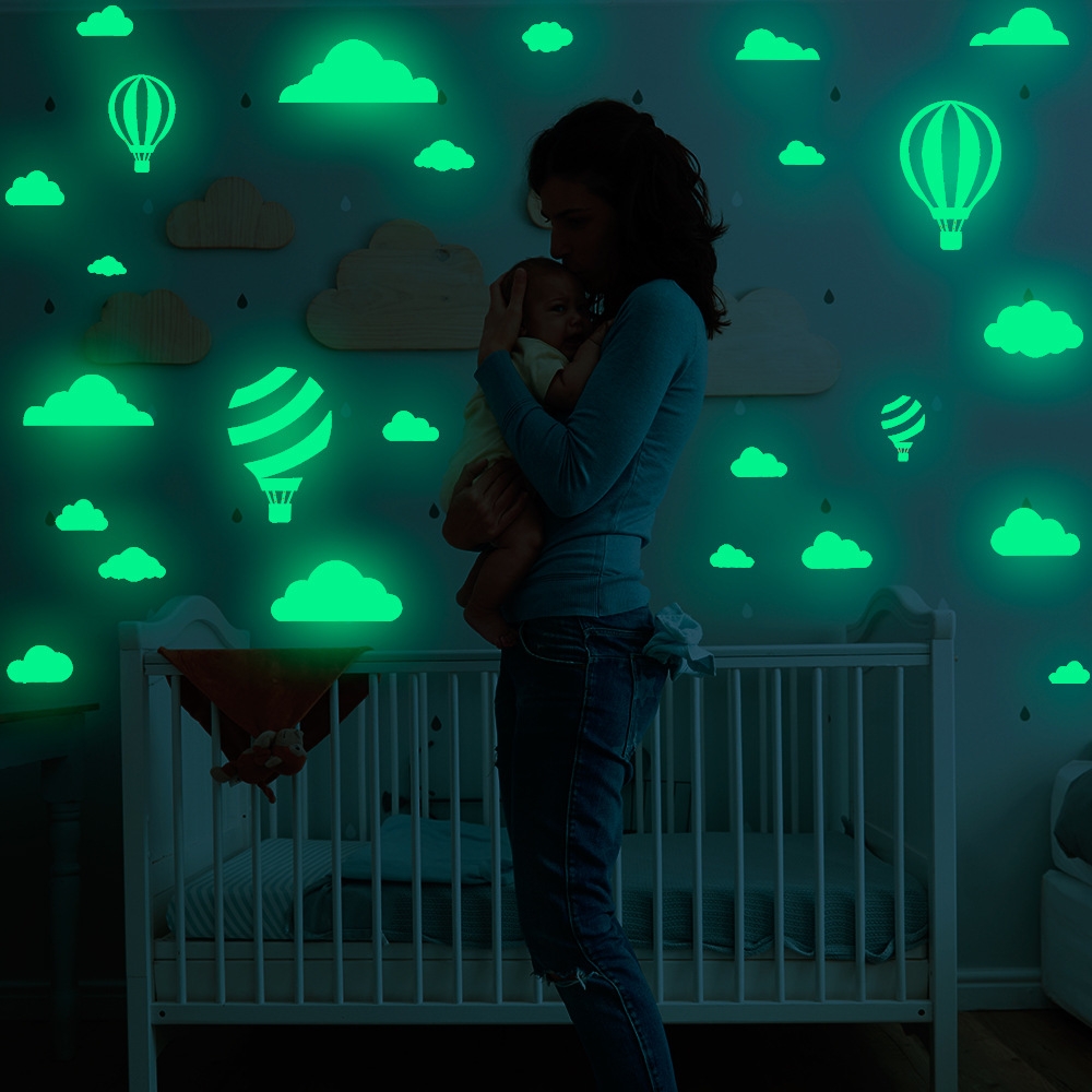 Wandtattoo - Wolken und Luftballons / Leuchten im Dunkeln